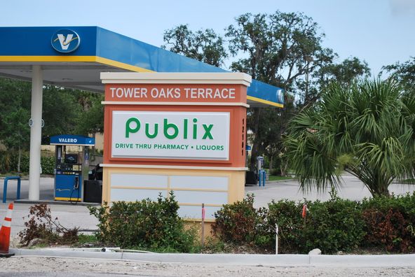 Tower Oaks Land Lease 10,000 SF Retail: 12121 Little Rd, Hudson, FL 34667